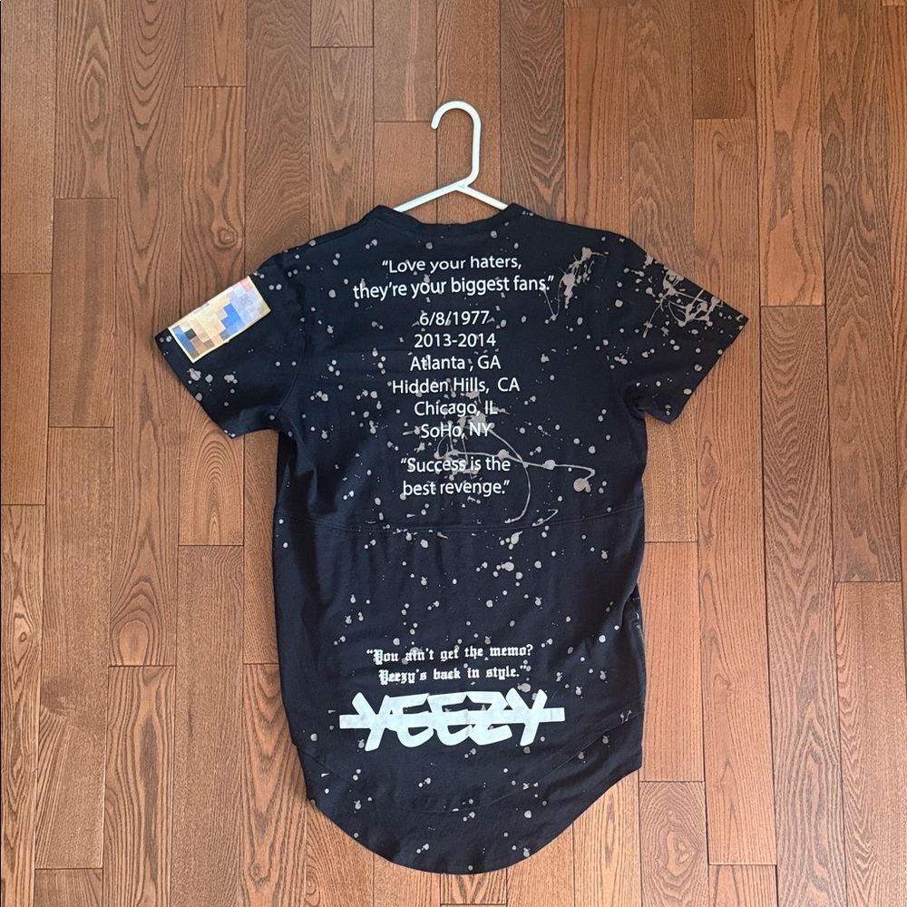 Yeezy Black Mens' Graphic Tee with White Bleach Splatte